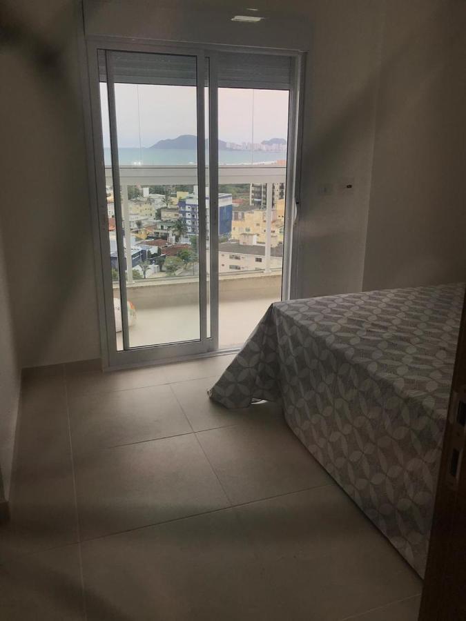 Apartamento Enseada Γκουαρούχα Εξωτερικό φωτογραφία